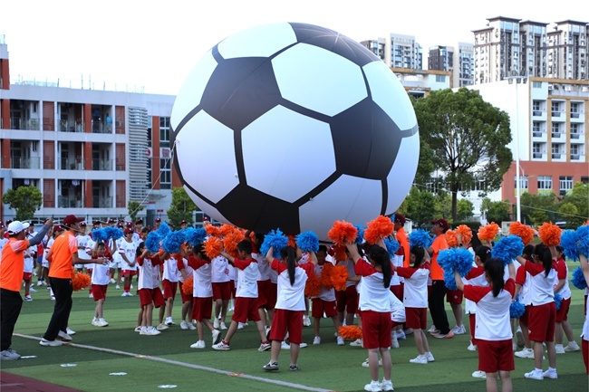 日的霞台少, 递体育精神 日的霞台少, 递体育精神