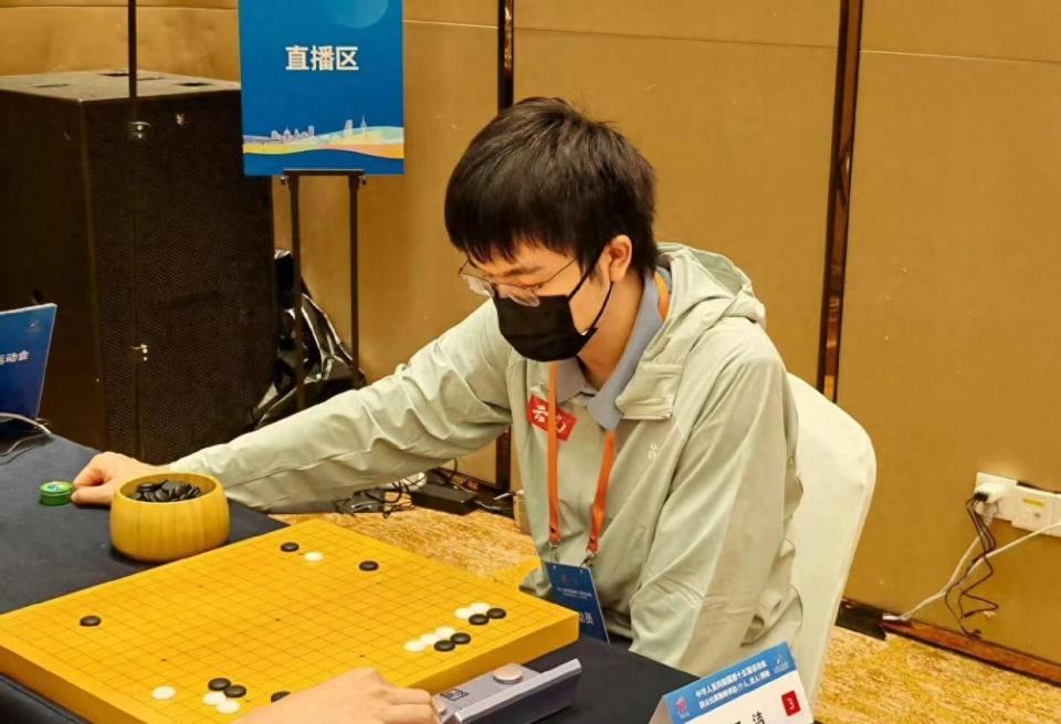 非常谦逊地