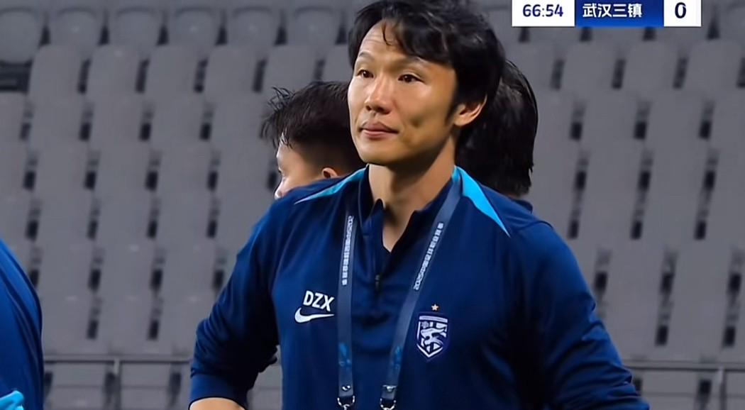 在要致力于, 的比赛策略, 你在球员时