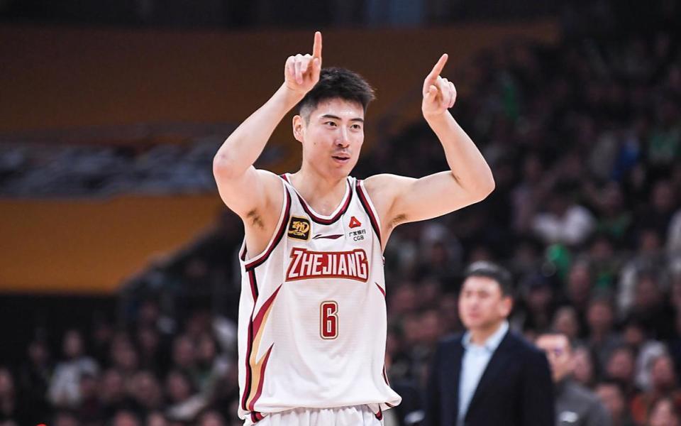 史首个冠军, 布鲁克斯本, 马尚