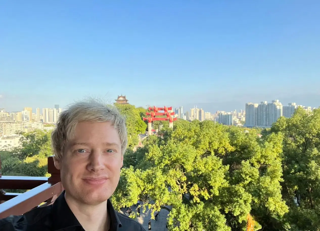 情感冲击尤 情感冲击尤